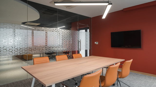 Thiết Kế Thi Công Nội Thất Văn Phòng Trọn Gói TP.HCM: Đẹp Chuẩn Thương Hiệu – Thi Công Đúng Tiến Độ – Tối Ưu Chi Phí